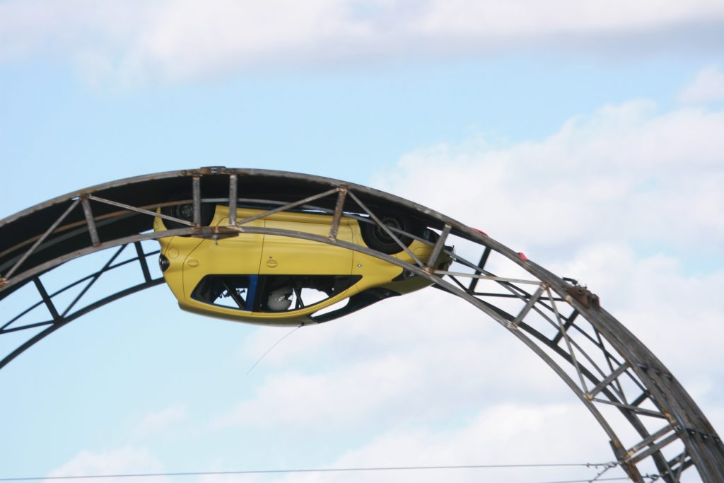 Car Loop the Loop Bickers Action